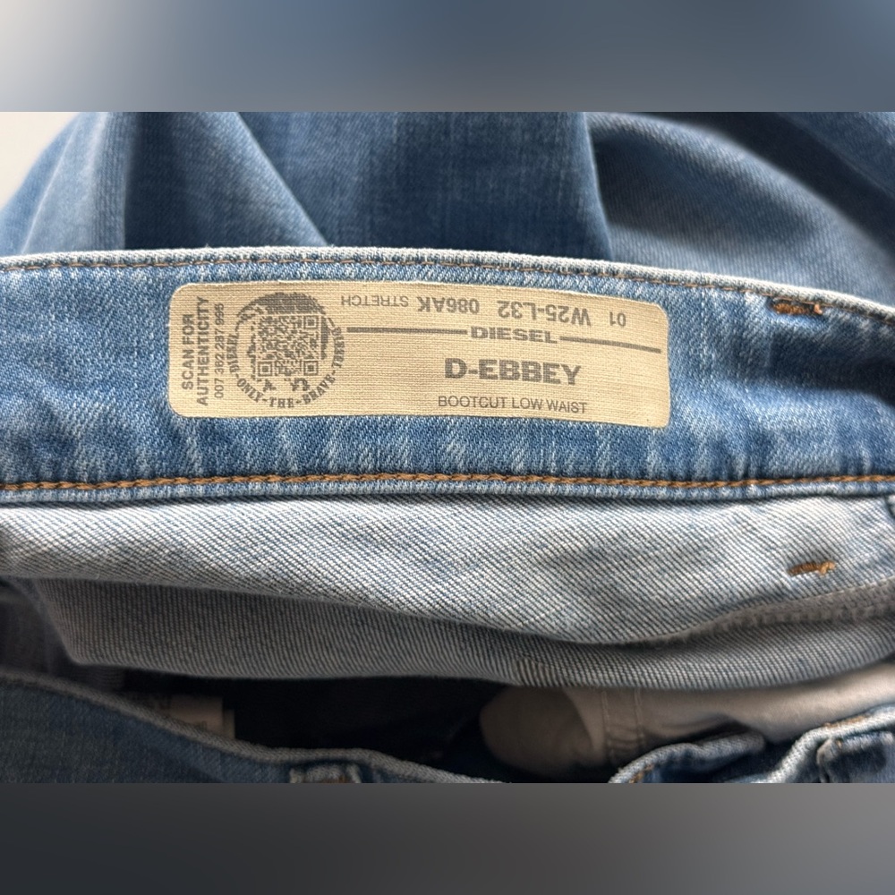 DIESEL D-EBBEY BLUE BOOTCUT LOW WAIST JEANS WOMENS SIZE 25 - Picture 3 of 12